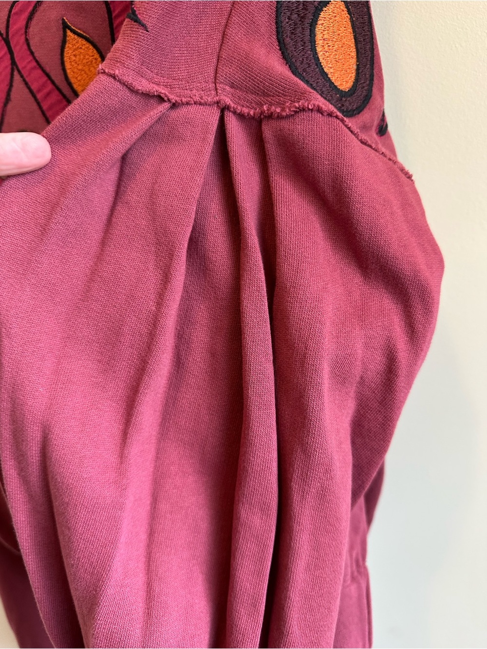 Anthropology Woman’s M Embroidered Sweatshirt Cropped Peacock Feather Boho Puff - Picture 10 of 10